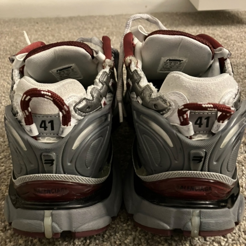 Men’s Balenciaga sneakers - Picture 2 of 3